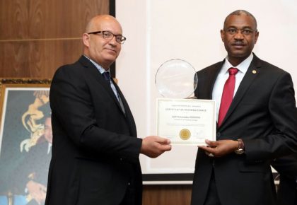 Marrakech : La Fondation  » Trophée de l’Africanité  » honore SEM Mahamadou ISSOUFOU président de la république du Niger