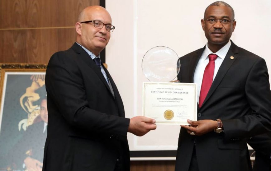 Marrakech : La Fondation  » Trophée de l’Africanité  » honore SEM Mahamadou ISSOUFOU président de la république du Niger